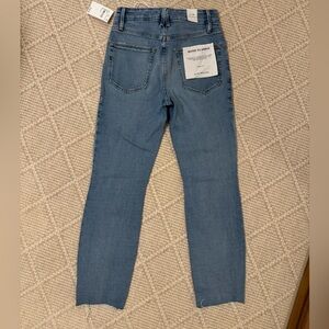 Good American Good Classic jeans. Size 2 / 26. New with tags.